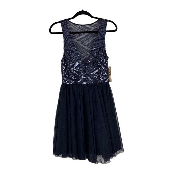 Trixxi Size 3 Sequin V-Neck Illusion Back Dress With Mesh Skirt New - Picture 1 of 6